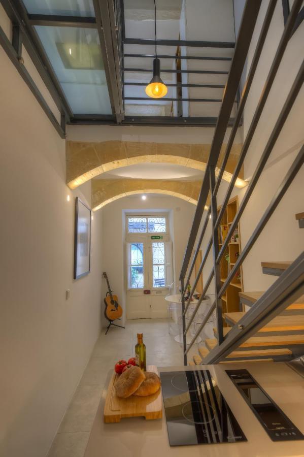 Cute And Modern Duplex Apartment In Ideal Location Rcas1-1 Валлетта Екстер'єр фото