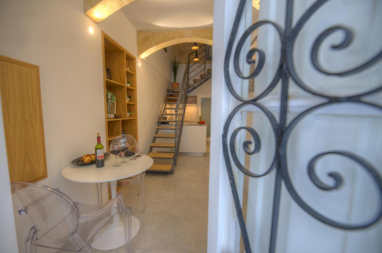 Cute And Modern Duplex Apartment In Ideal Location Rcas1-1 Валлетта Екстер'єр фото